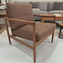 Poltrona Vintage de Alta Qualidade – Elegância e Conforto Moderno